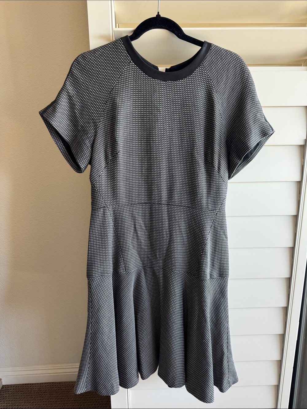 rag & bone Black and Brown Tweed Short Sleeve Fit-and-Flare Dress! 🤎🖤🤎🖤🤎🖤